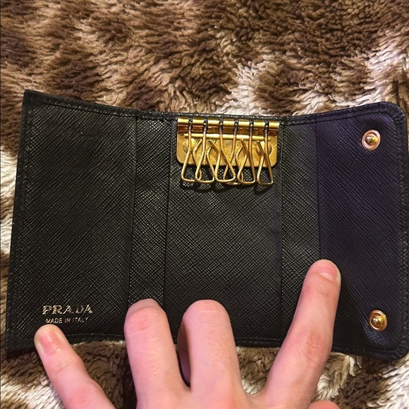 Black Prada Key Ring Holder - Picture 10 of 10